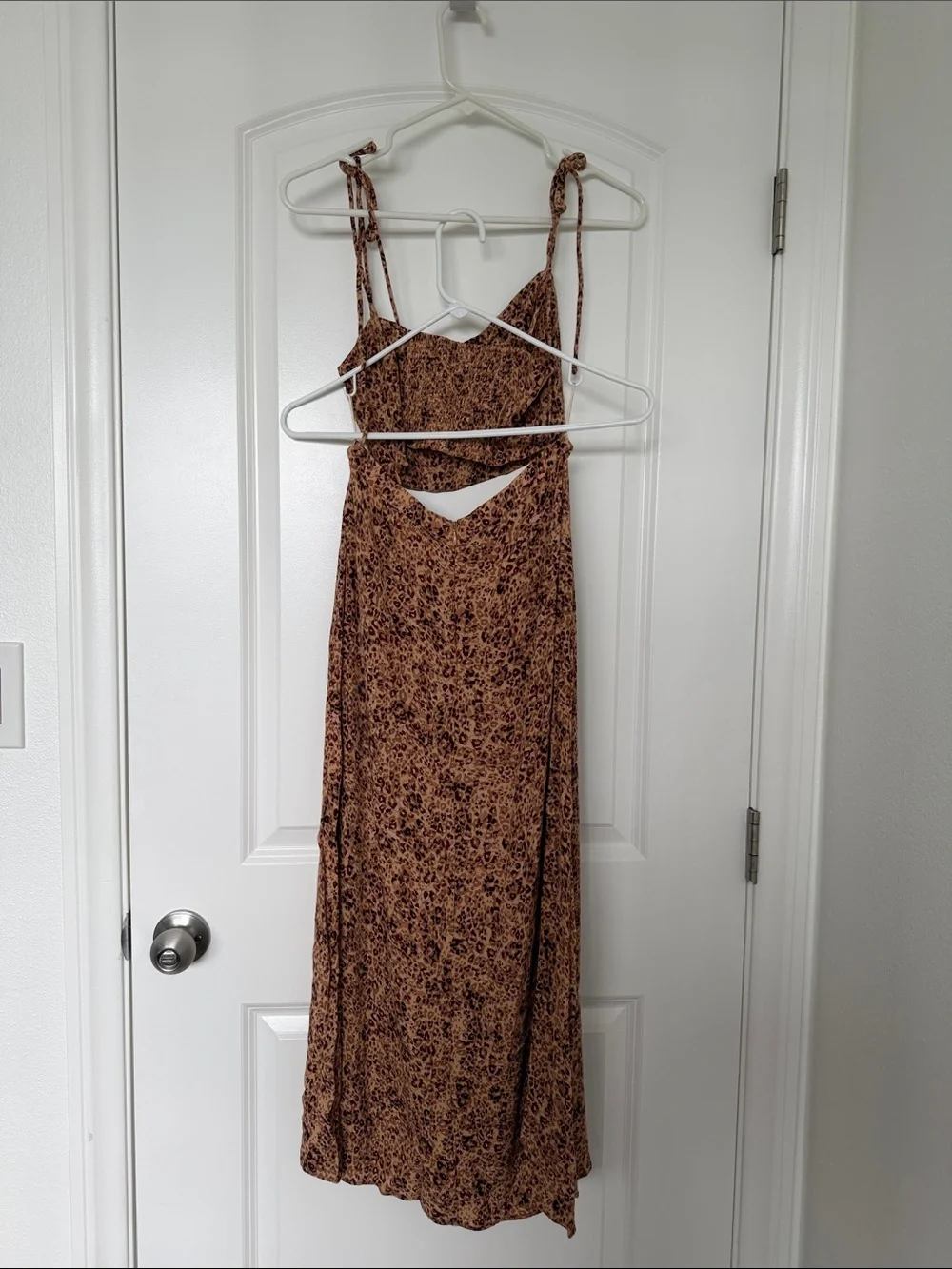 Aritzia Two Piece Leopard Top and Skirt - Picture 2 of 4